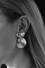 Load image into Gallery viewer, HAMMERED EARRINGS CLIPS